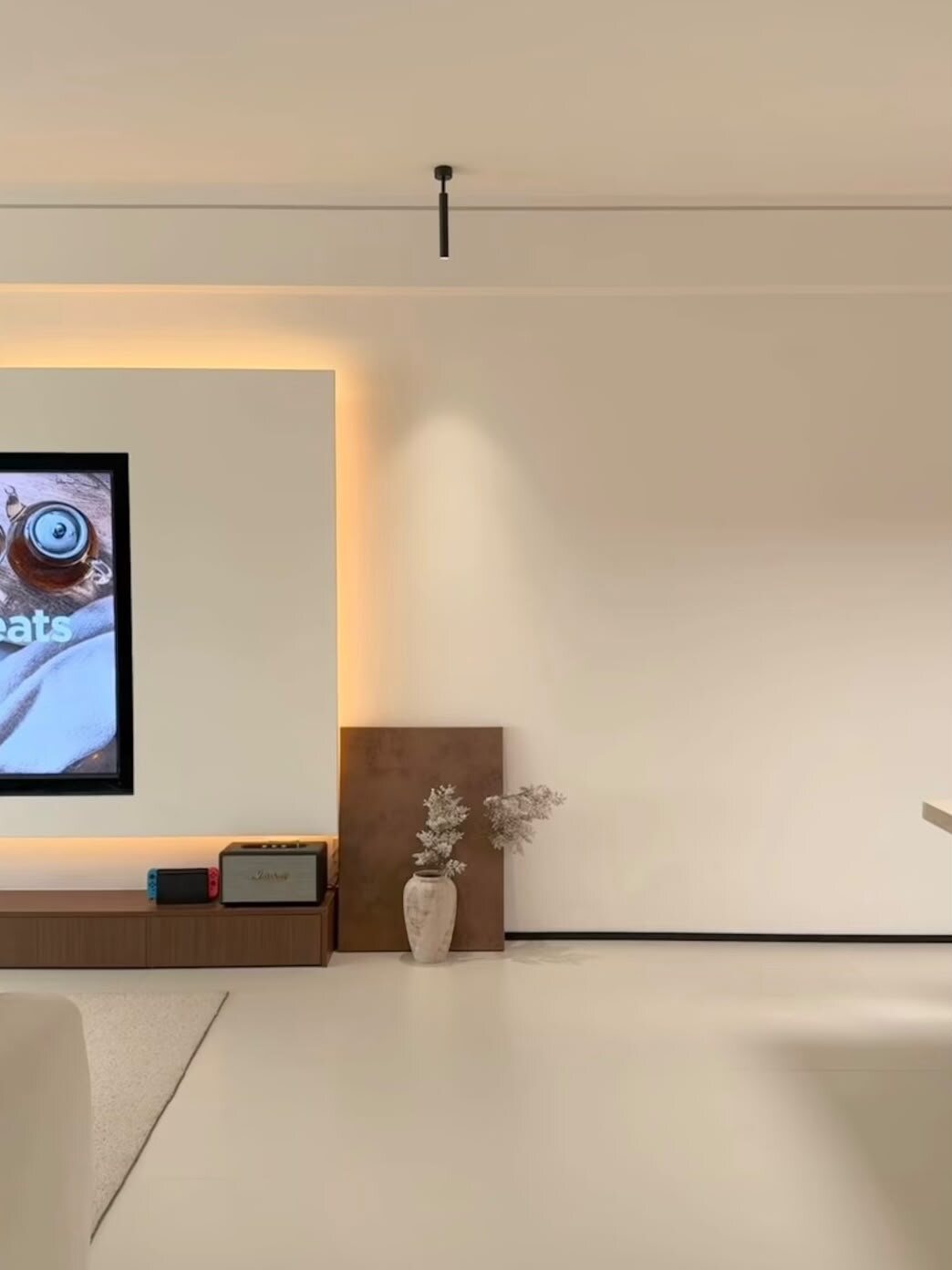 Living · Condo